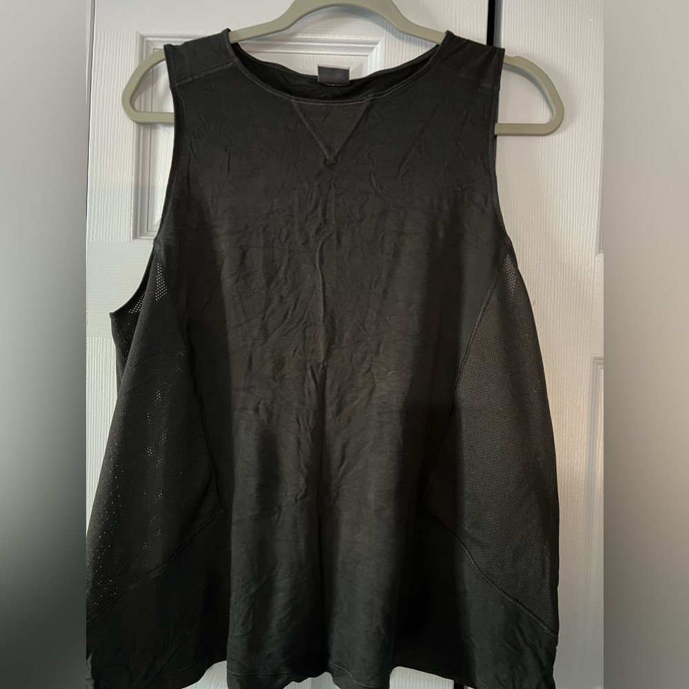 Champion side vented tank